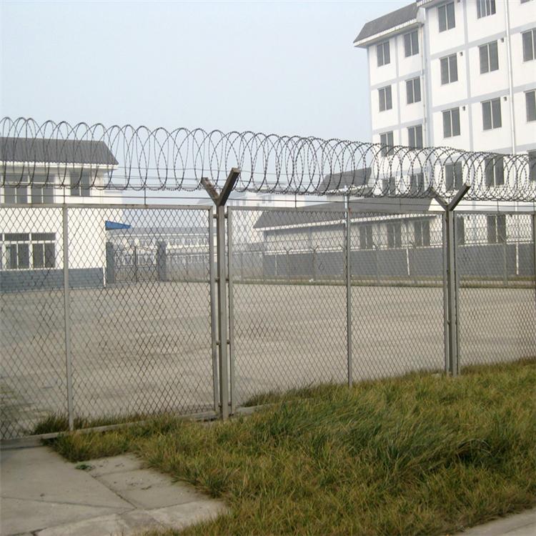 陕西监狱焊接网围墙图片2