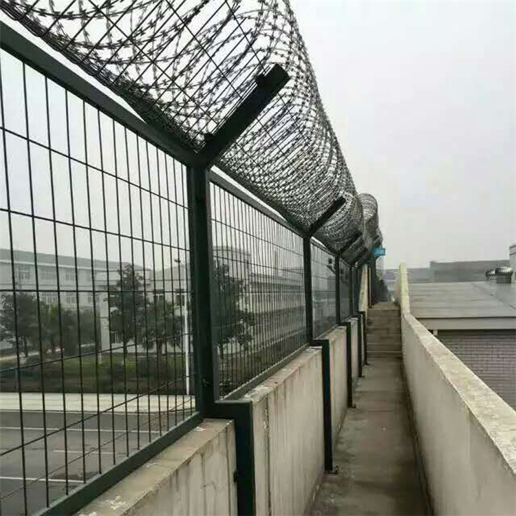 看守所警戒隔离网墙图片3