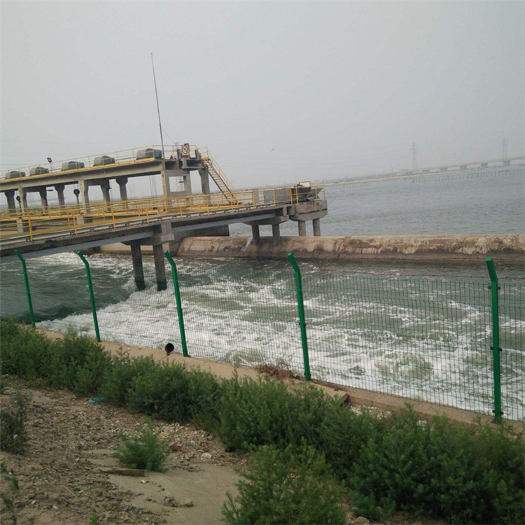 河道水源地金属隔离网图片3
