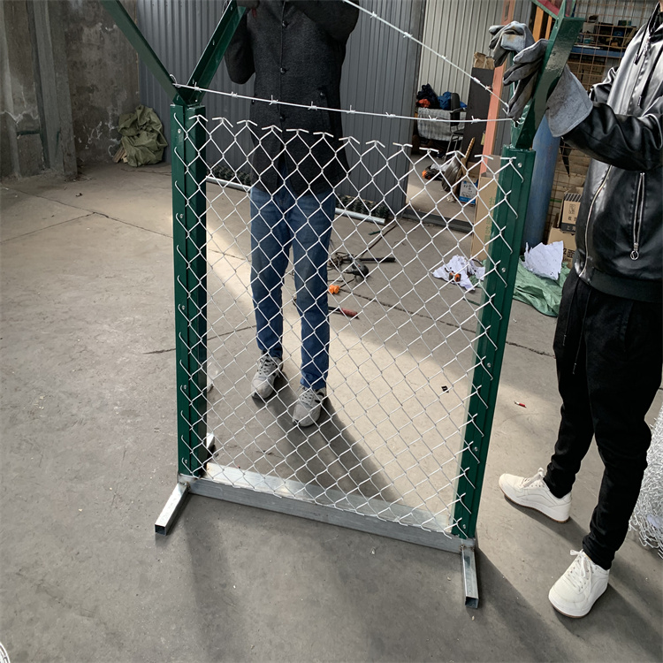 热镀锌不锈钢刺丝滚笼铁蒺藜图片4